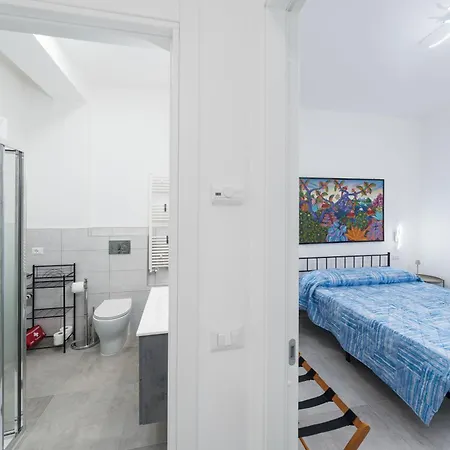 Charlie 89 Modern With Ac In The Center Monterosso al Mare