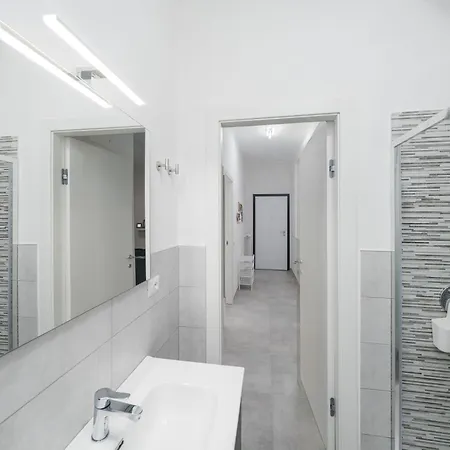 Charlie 89 Modern With Ac In The Center * Monterosso al Mare